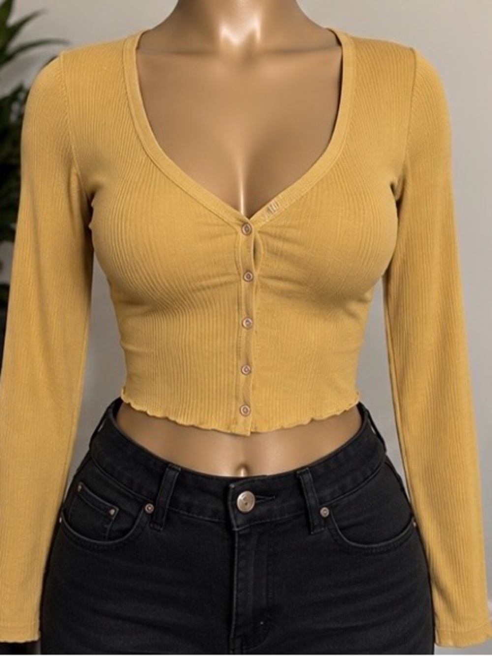 Women’s Mustard Ribbed Button-Front Long Sleeve Crop Top